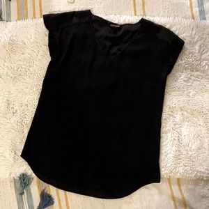 Black express short sleeve v neck top